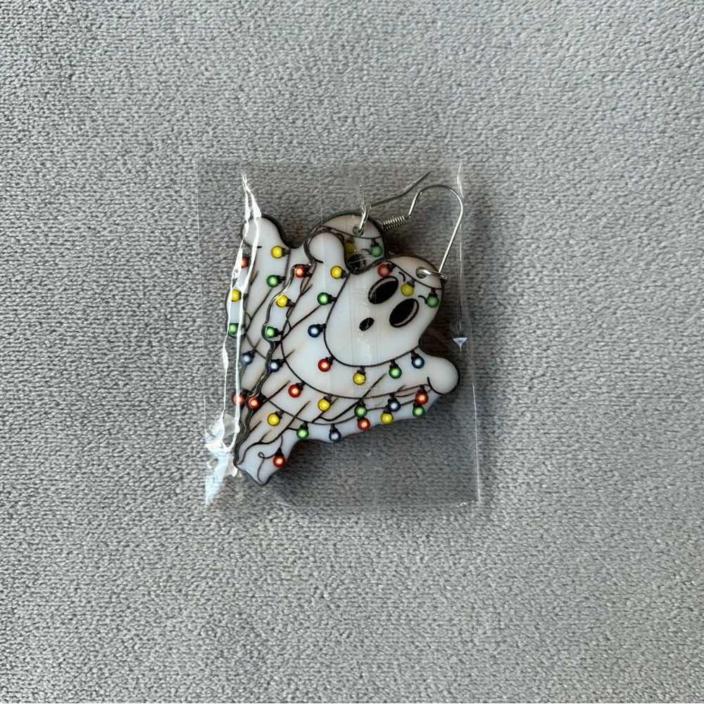 Ghost with Christmas Lights ~ Earrings ~ Brand New! - Picture 3 of 9